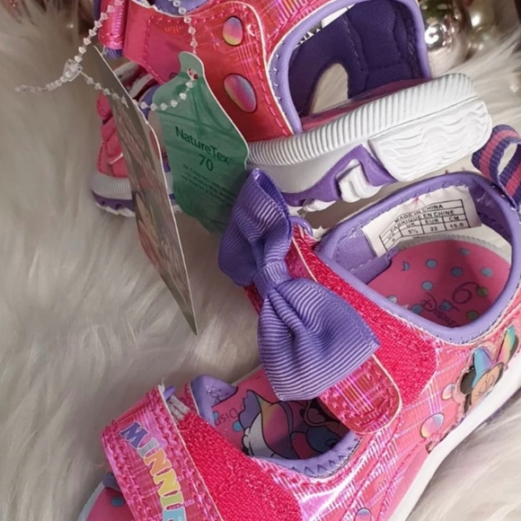 Minnie Mouse Toddler Strappy Sandals - Picture 3 of 6